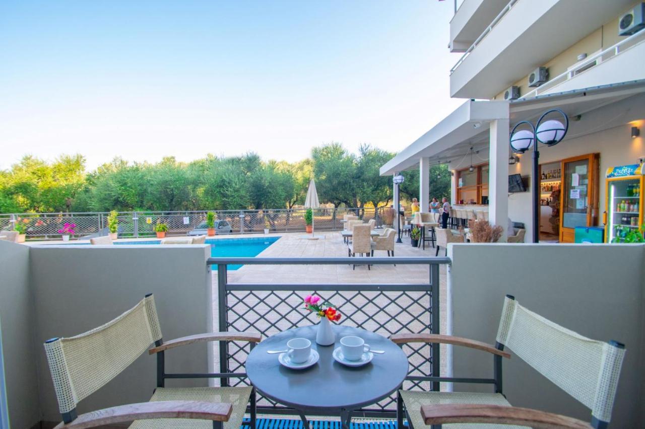 Hotel Emilia Zakynthos Town Exterior photo